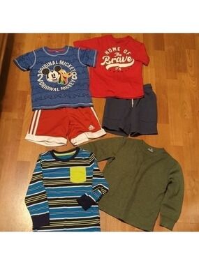 Boys Size XS 4 5 Long Sleeve T-Shirt Shorts Mickey Mouse Cat & Jack